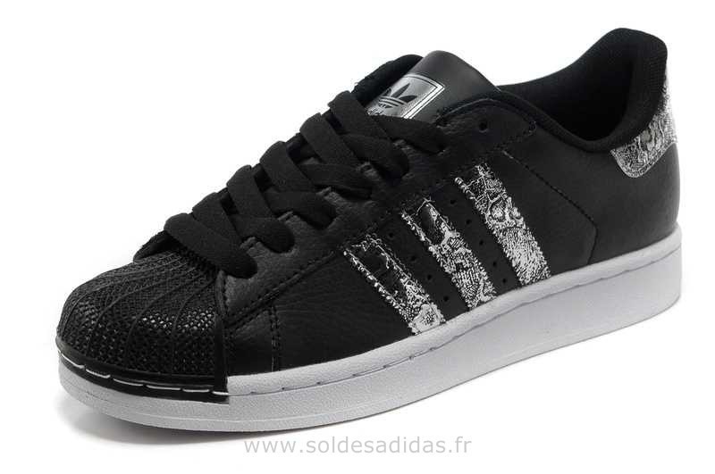 adidas super star noir