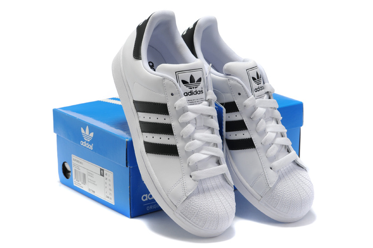 chaussures adidas enfant pas cher